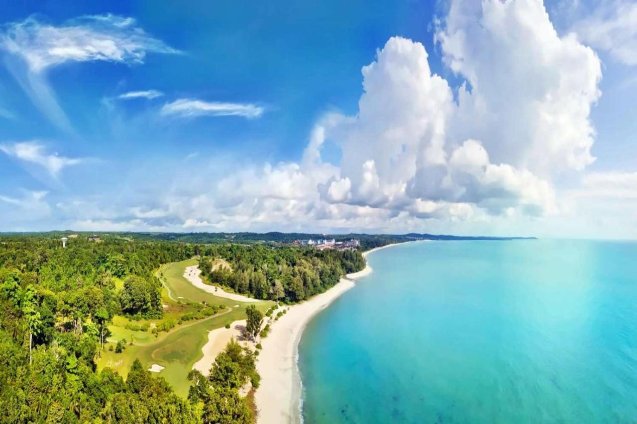 Вілла Desaru Johor By Glex Екстер'єр фото